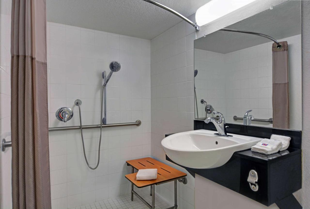 Motel 6-Cutler Bay, Fl ภายนอก รูปภาพ