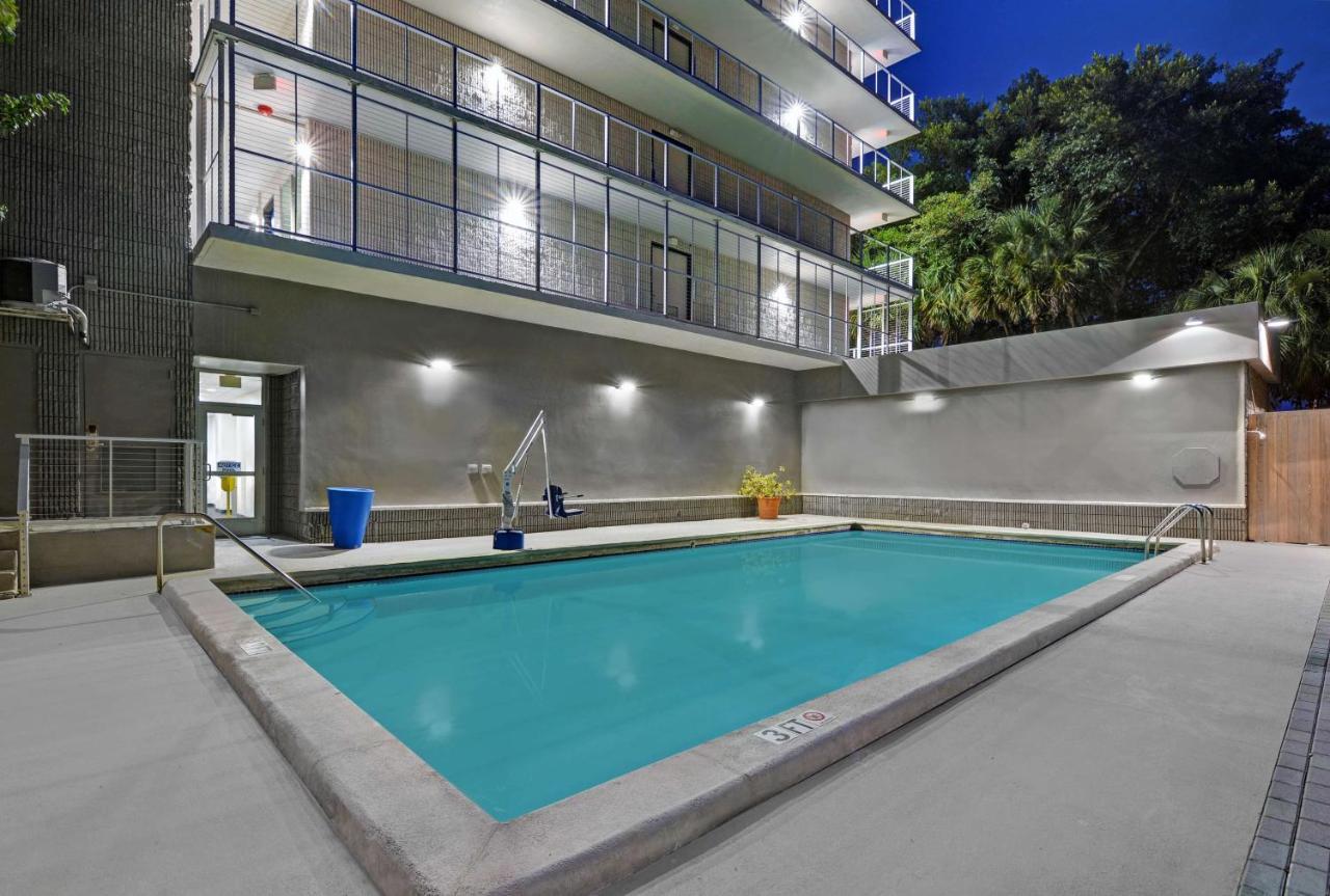Motel 6-Cutler Bay, Fl ภายนอก รูปภาพ
