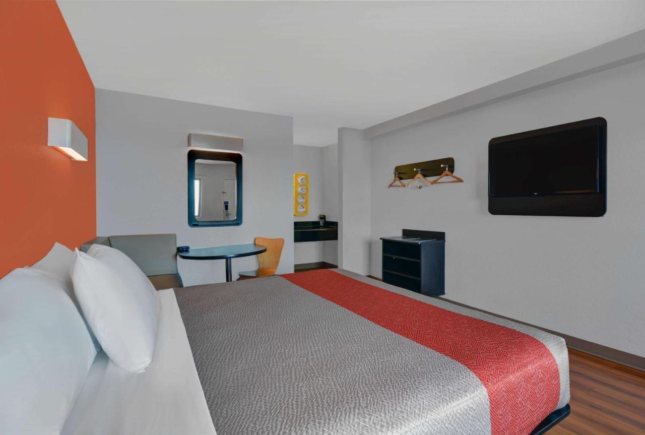 Motel 6-Cutler Bay, Fl ภายนอก รูปภาพ