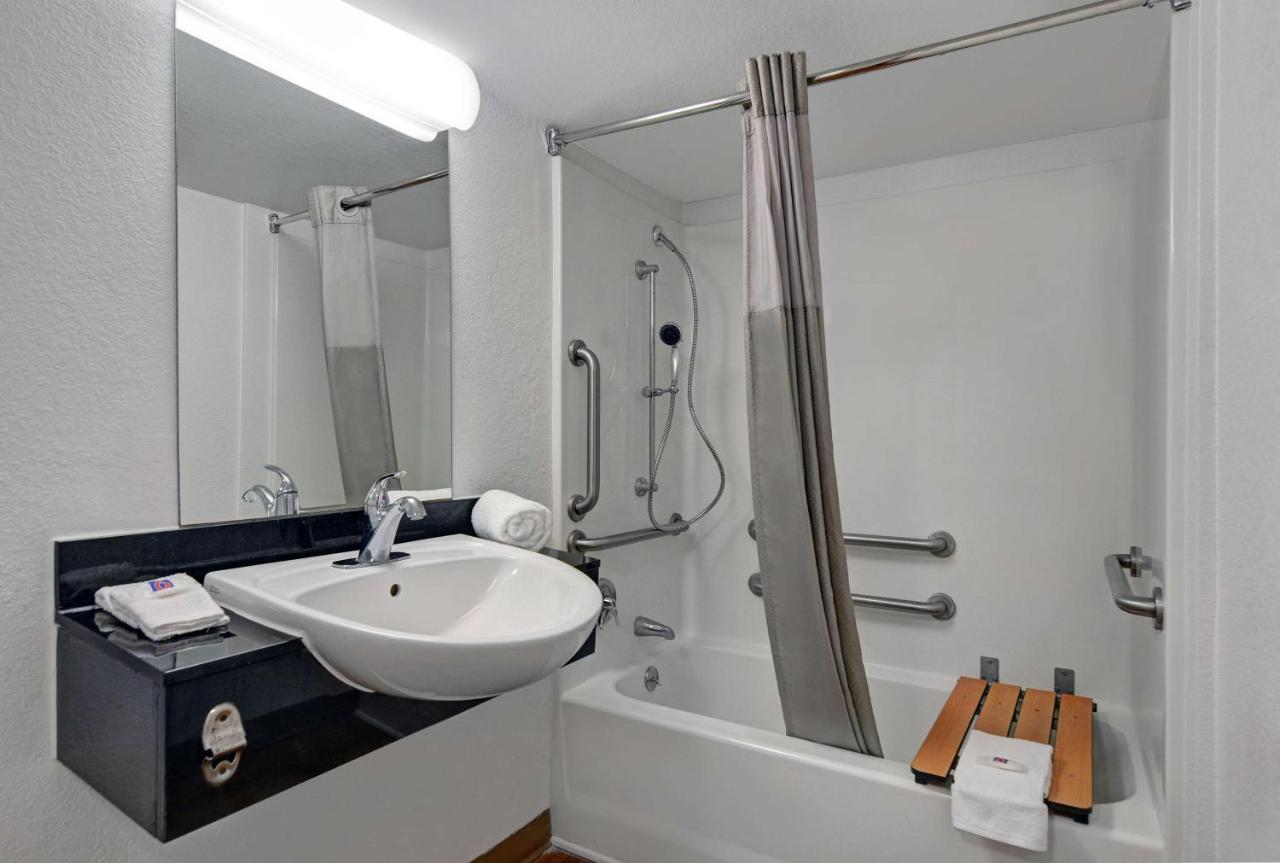 Motel 6-Cutler Bay, Fl ภายนอก รูปภาพ