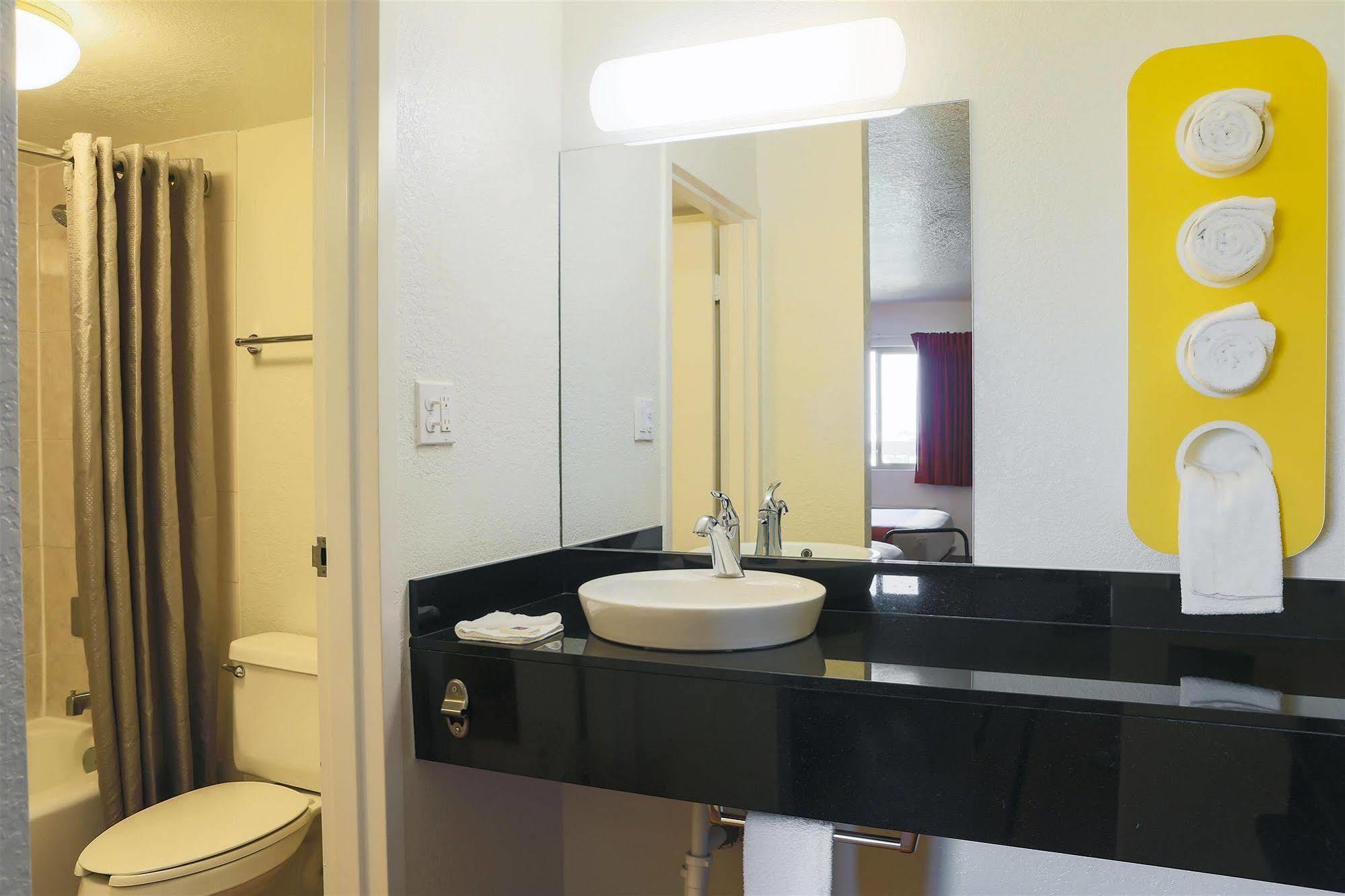 Motel 6-Cutler Bay, Fl ภายนอก รูปภาพ